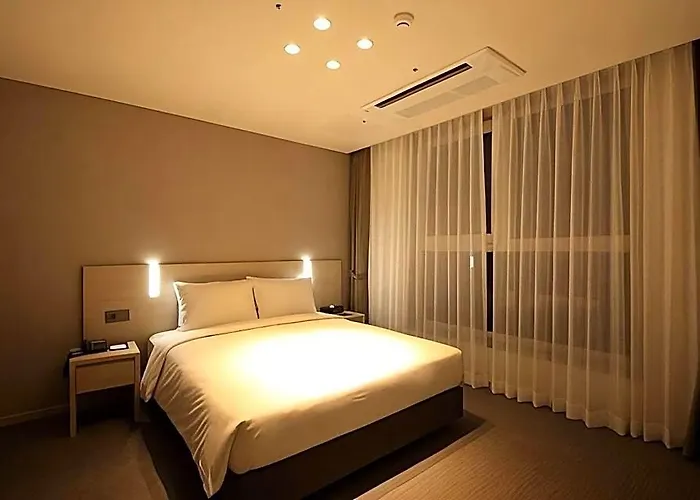 Отель Ibc Dongdaemun 3*